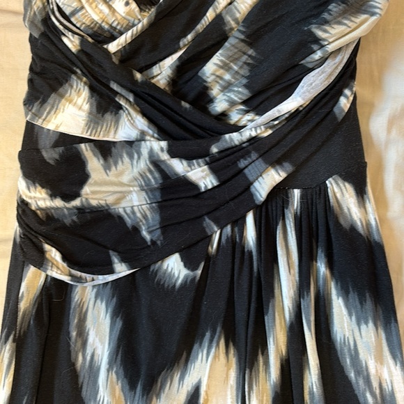 Like New Express Strapless Dress! - Picture 5 of 5